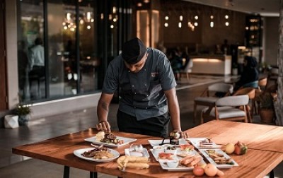 Celebrity Chef Cook-Off: Cook with Your Favorite Chef
