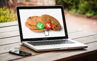 Crafting an Effective Cookie Policy with Tomco AI